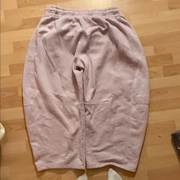 Urban Outfitters Women's Light Pink Joggers - Picture 3 of 4